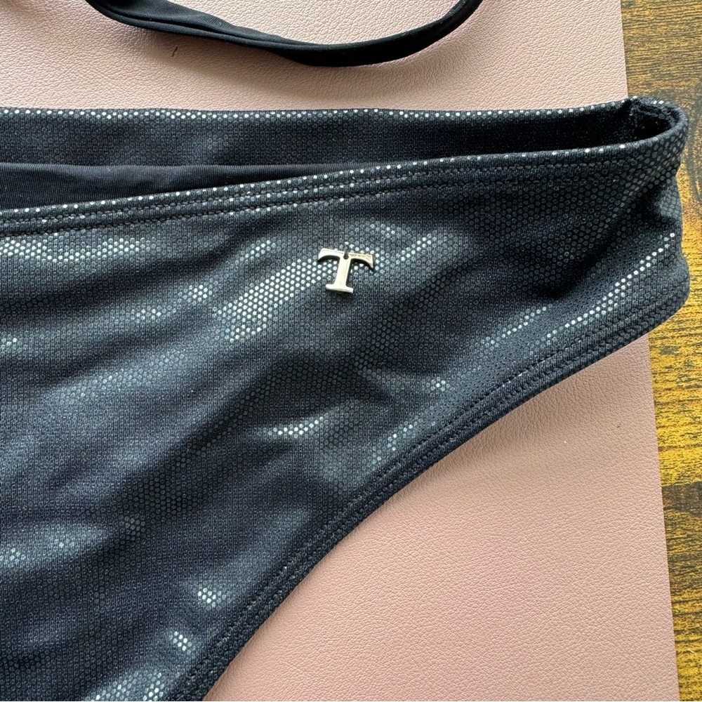 Swimwear two-piece black size M TOUCHE BALNEAIRE  VGUC - Picture 6 of 13